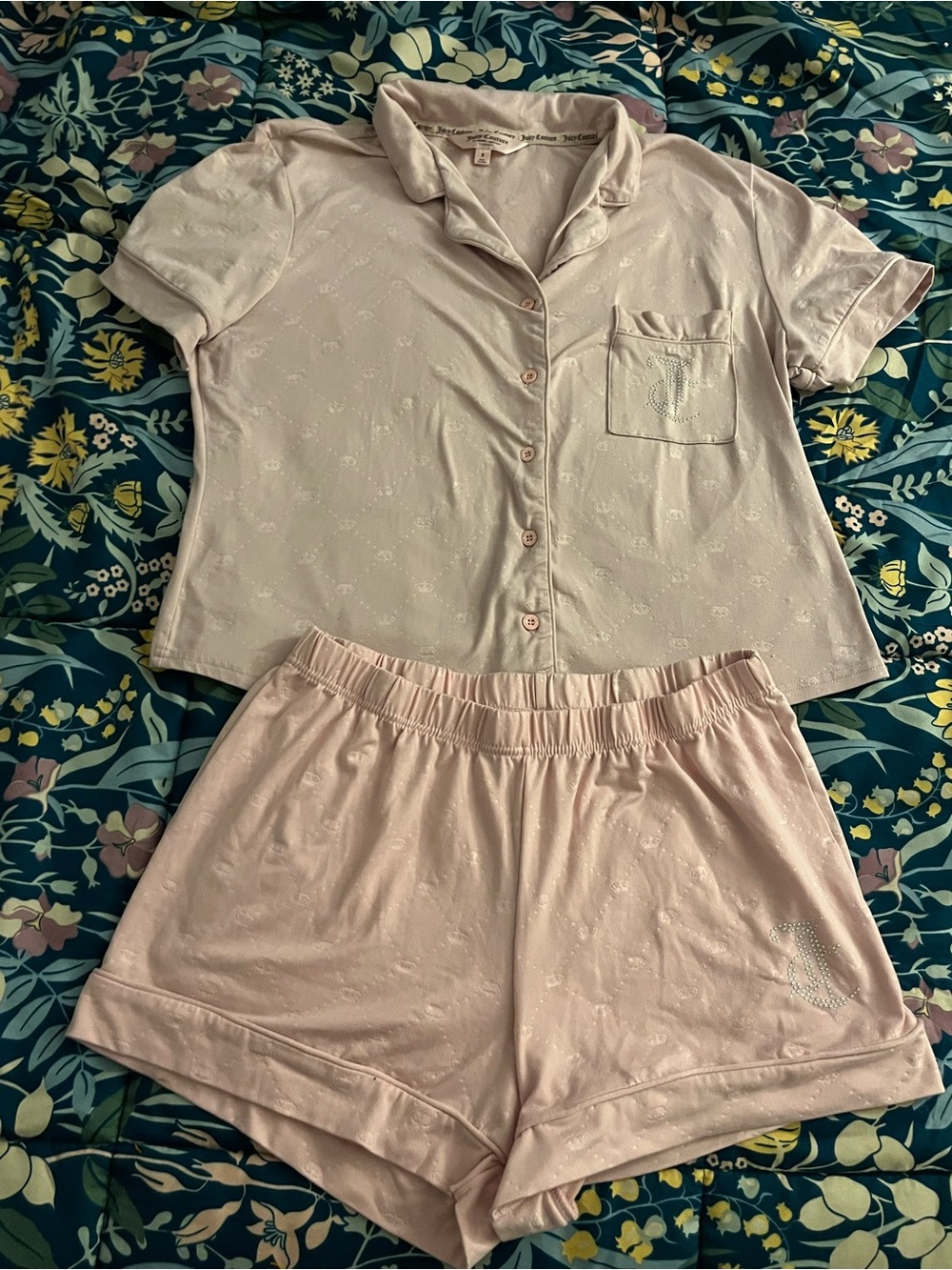 Juicy Couture Pale Pink Short Button Top Pajama Set Women’s Size Small